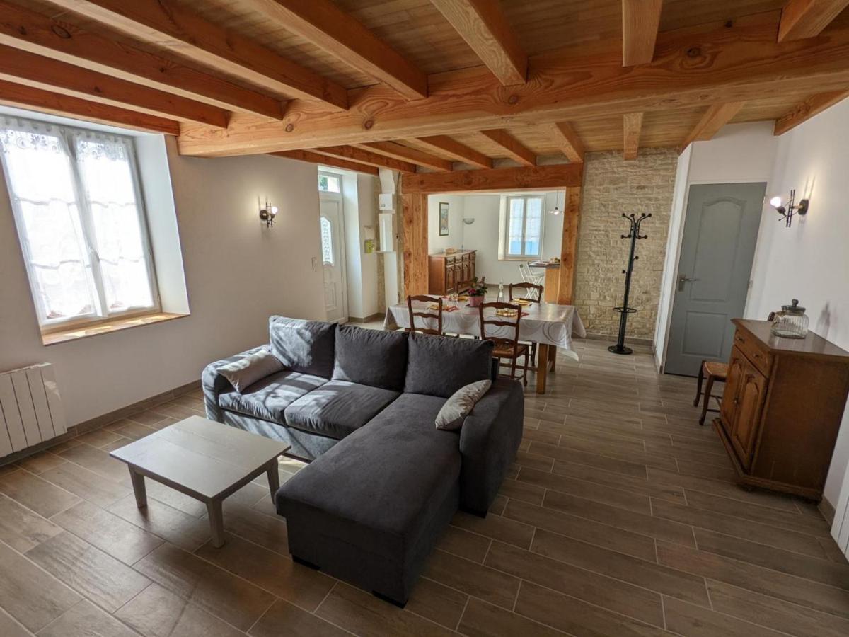 Maison Lumineuse Avec Cour Privative, Proche Sites Culturels, Tout Confort, Equipe Bebe, Wifi Inclus - Fr-1-653-98 Puyreaux Ngoại thất bức ảnh