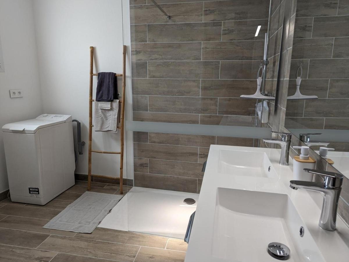 Maison Lumineuse Avec Cour Privative, Proche Sites Culturels, Tout Confort, Equipe Bebe, Wifi Inclus - Fr-1-653-98 Puyreaux Ngoại thất bức ảnh